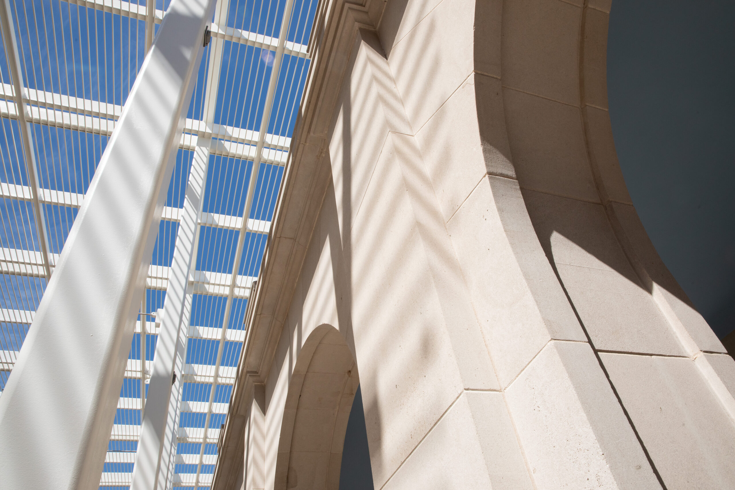 courtyard, roof, arches