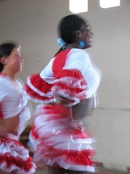 Performers from La Palma Negra