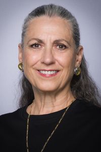 Lulu Flores