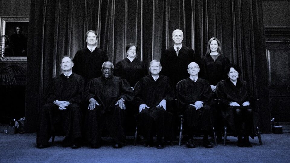 An image of the nine supreme court justices