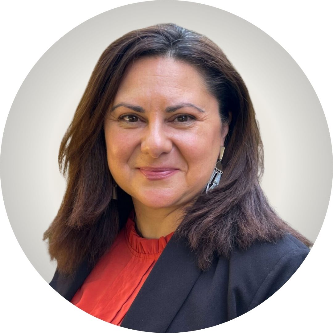 Angélica Salinas Evans Headshot