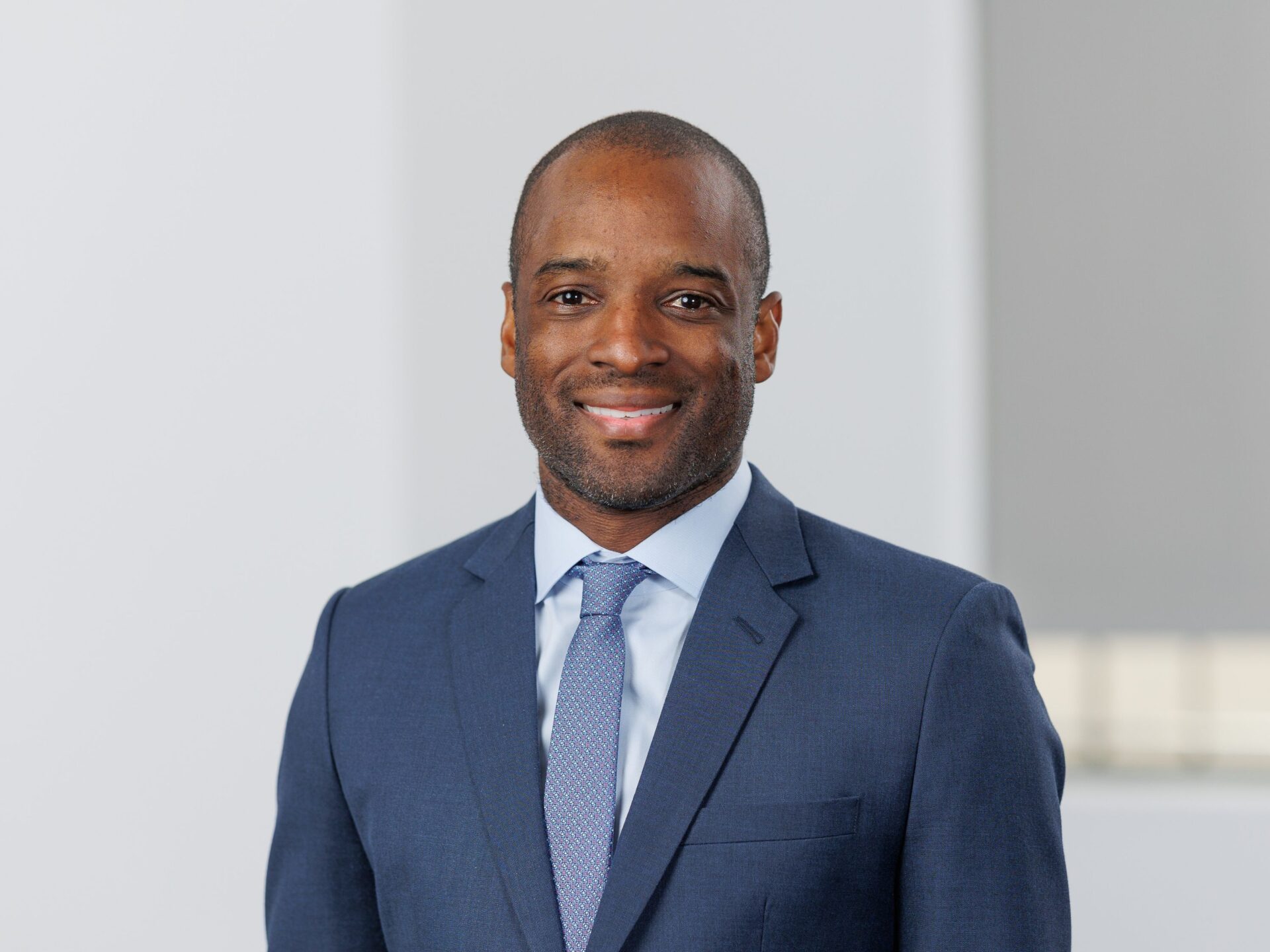 Headshot of Eliot Cotton '10