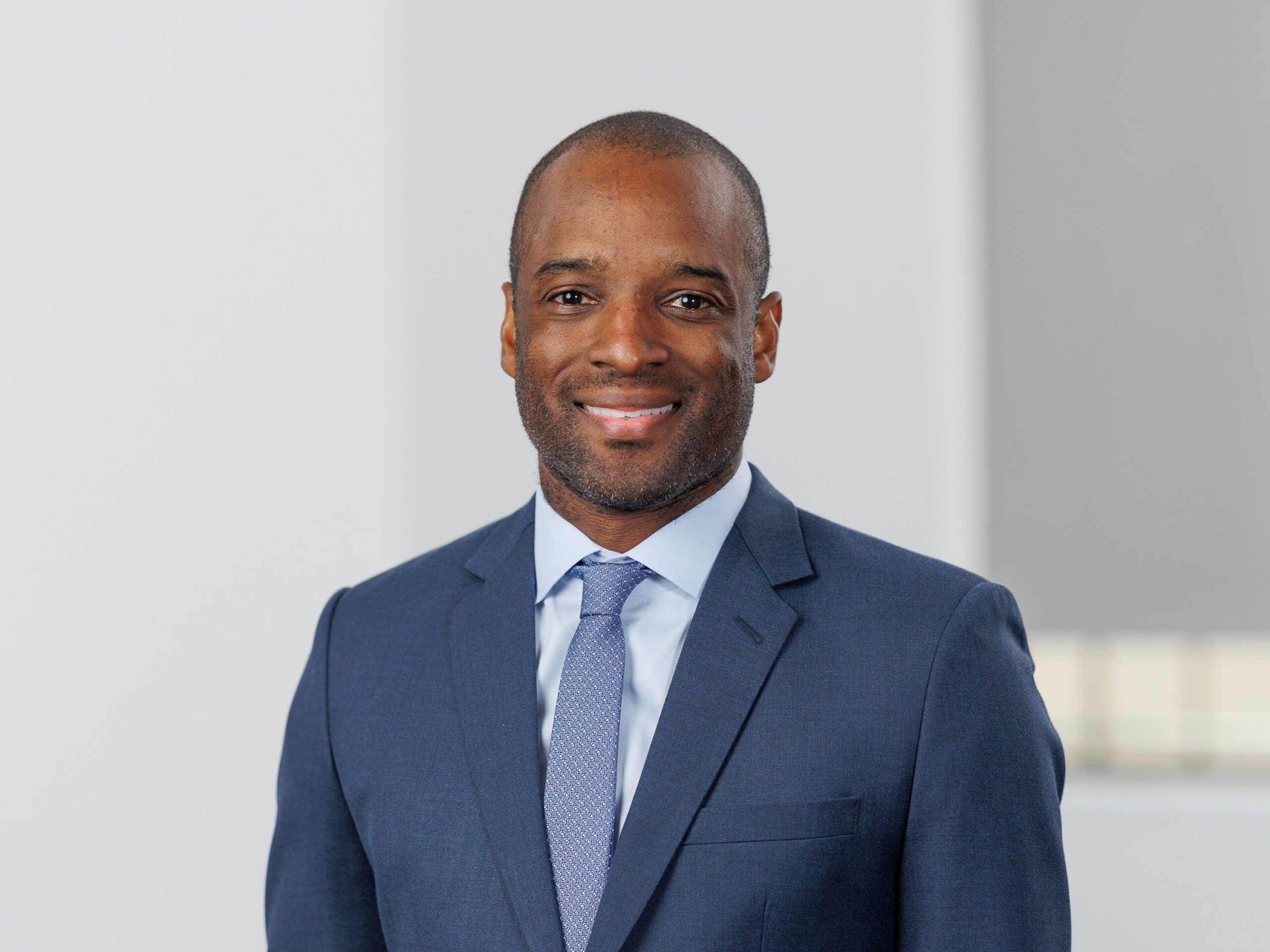 Headshot of Eliot Cotton '10