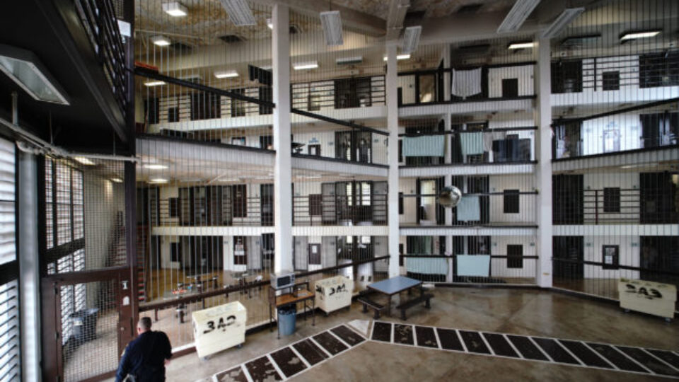 Wide Shot of the Halawa Correctional Facility in 2019