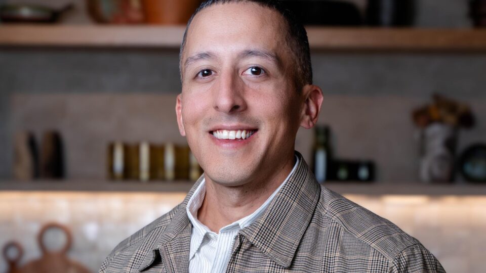 Portrait of MIGUEL GARZA ’12
