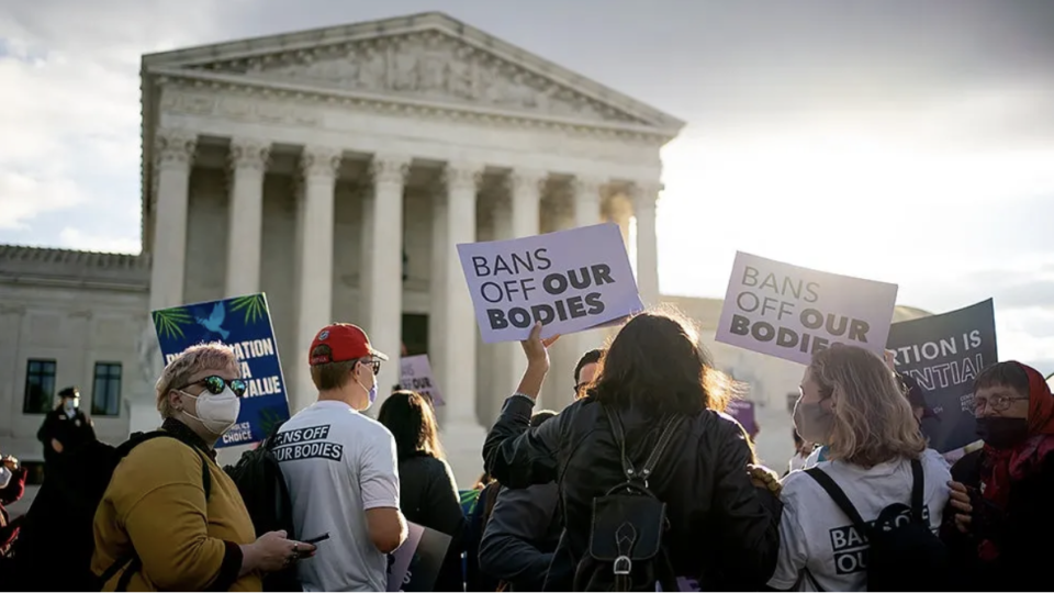 Abortion protestors outside SCOTUS