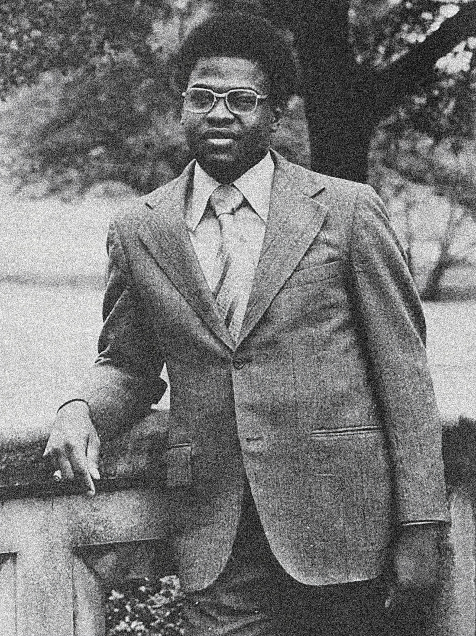 Black and white yearbook portrait of William "Bill" Mahomes Jr. ’72