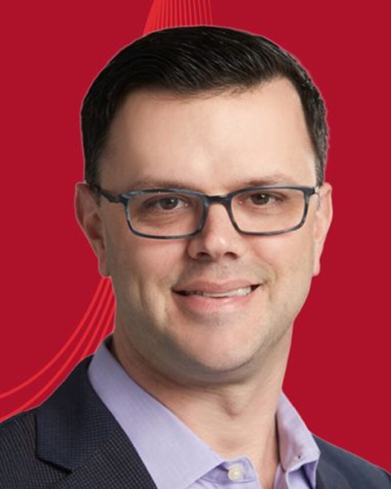 Benjamin Kelly Headshot