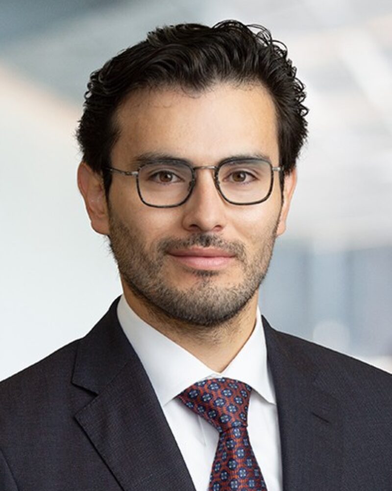 Andres Contreras headshot